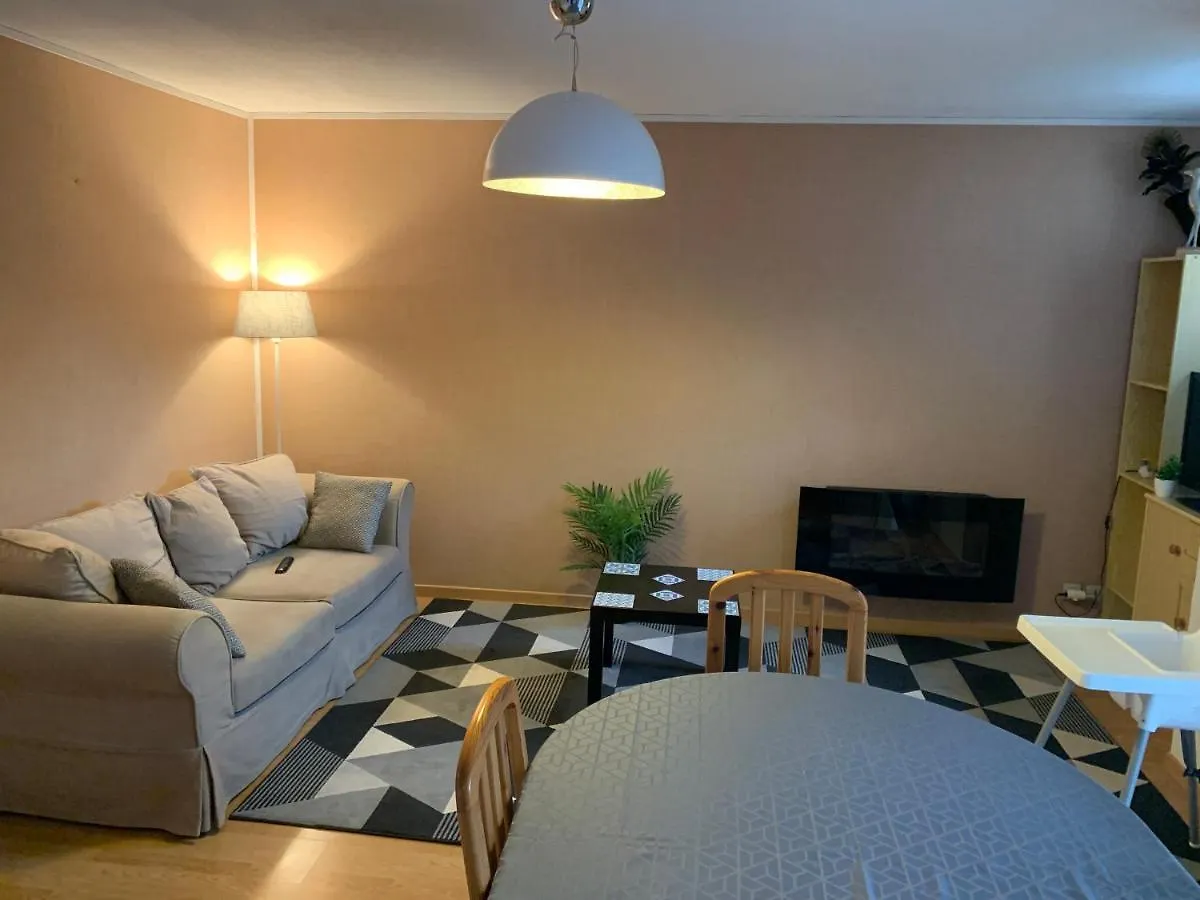 Beau T3 Place Parking, Vue Degagee Proche Centre Bagnères-de-Luchon Apartament