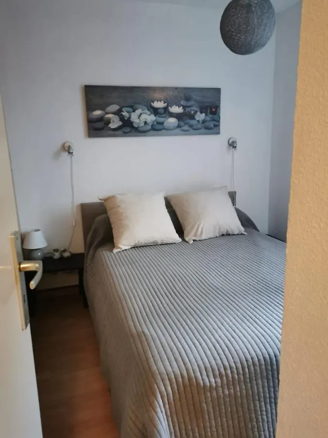 Beau T3 Place Parking, Vue Degagee Proche Centre Bagnères-de-Luchon Apartament